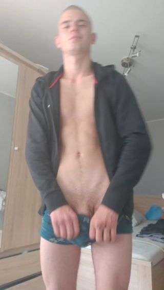 Snapchat-373471243.mp4