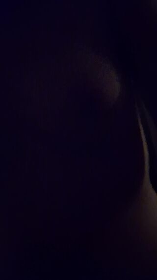 20250401_230550.mp4
