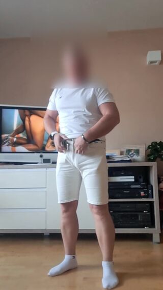 Video.Guru_20260811_175410305.mp4