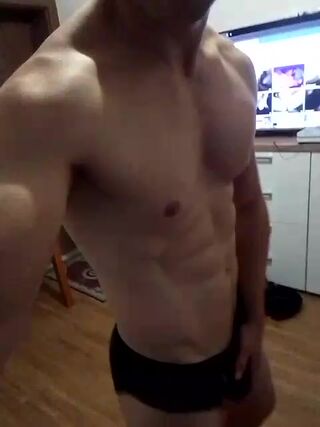 LIVE - 2026-08-15 04:41