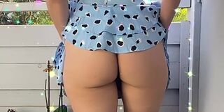 8063924c0ca644bca011cc9bd56727b5.mov