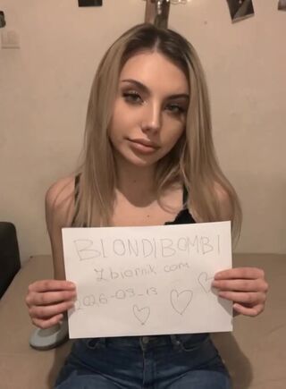 BLONDIBOMBI