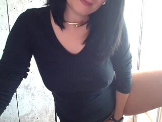 Izza_bella